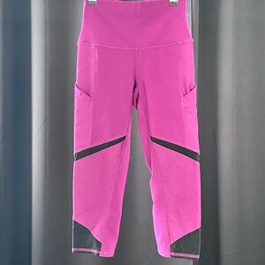 ALO Yoga Pink and Black Performance Cropped Leggings